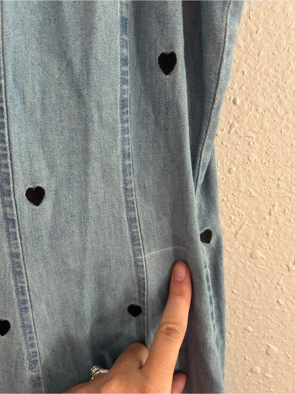 Free Assembly Sleeveless Blue Denim Midi Dress Embroidered Hearts XL - Picture 10 of 10